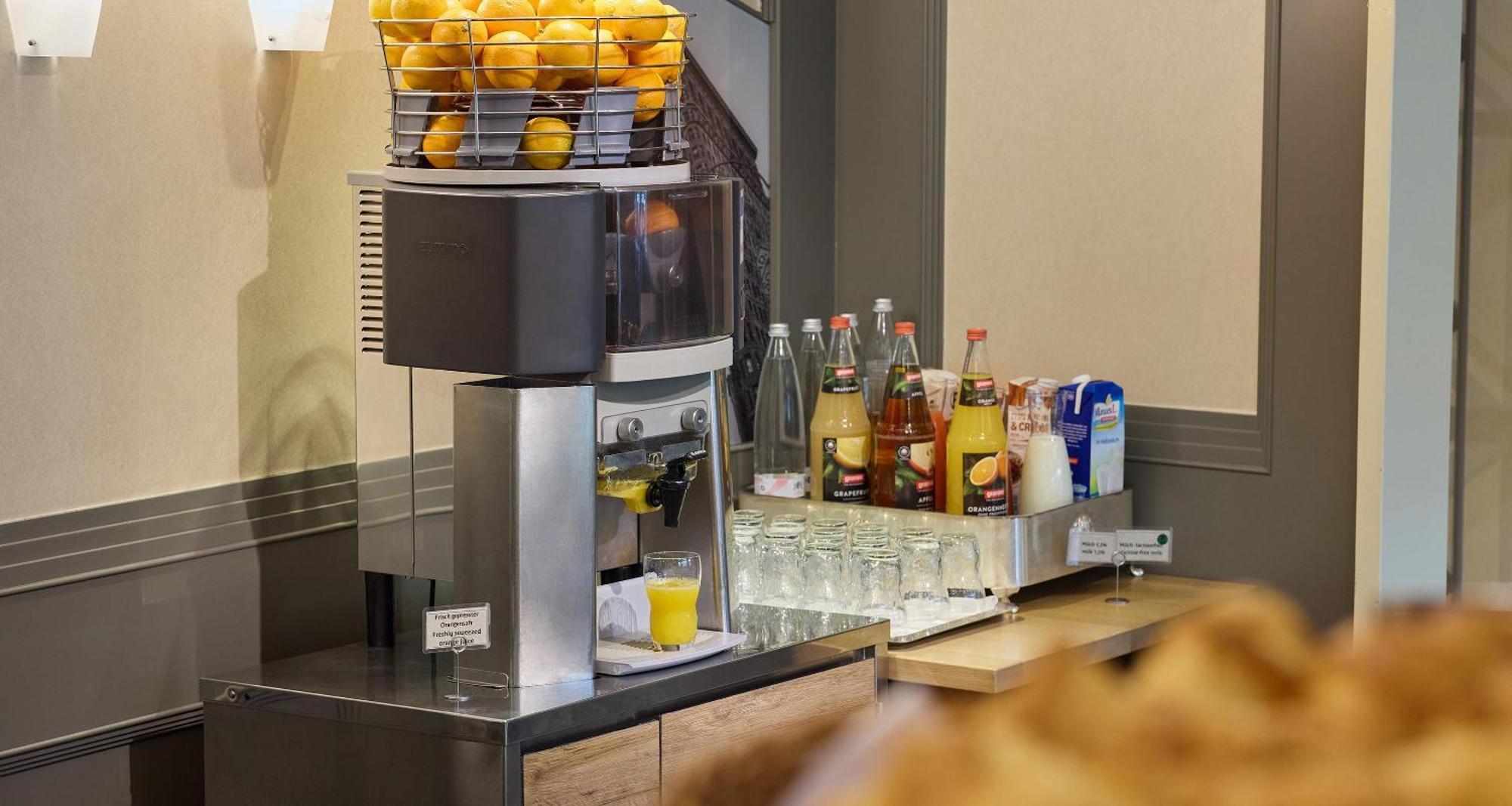 Best Western Plus Arosa Hotel พาเดอร์บอร์น ภายนอก รูปภาพ