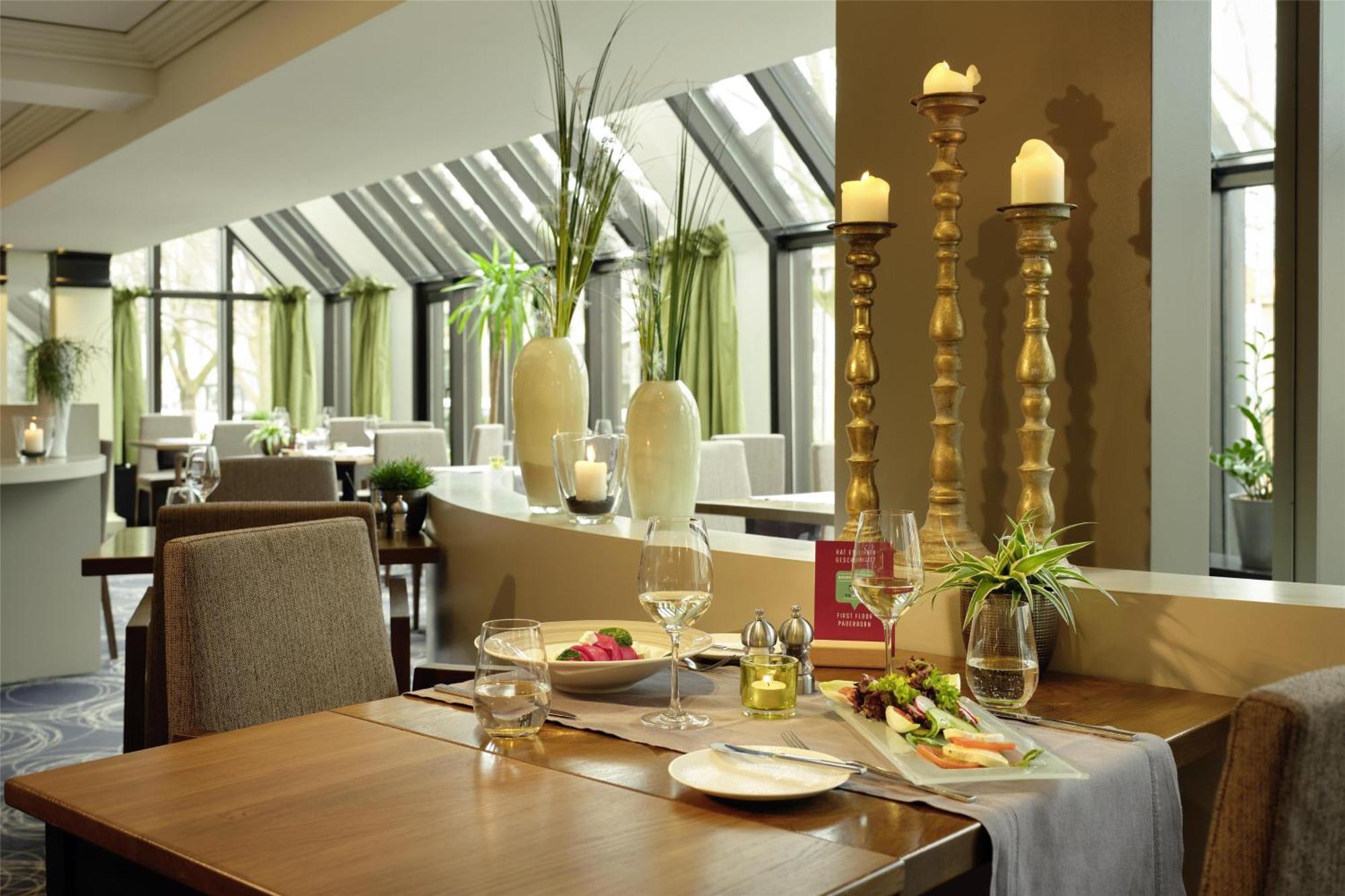 Best Western Plus Arosa Hotel พาเดอร์บอร์น ภายนอก รูปภาพ
